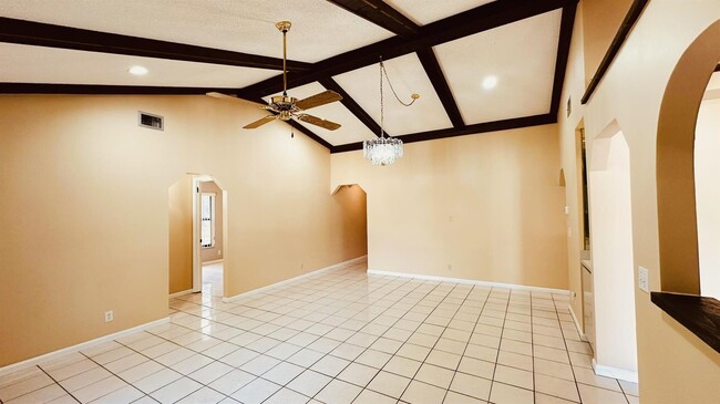 Photo - 11952 60th St N