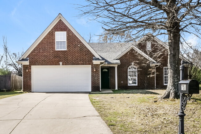 Building Photo - 751 Northwood West Cove