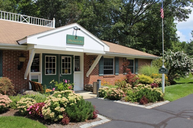 Photo - 136 Maynard Rd Unidad #136