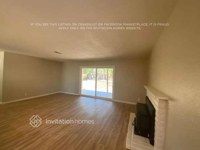 Photo - 118 Croydon Ct