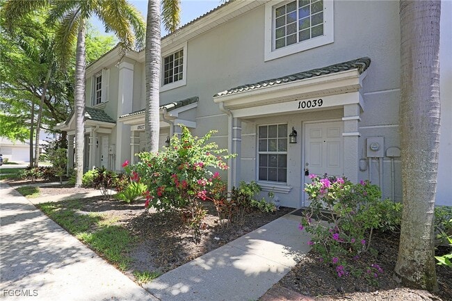 Building Photo - 10039 Poppy Hill Dr Rental
