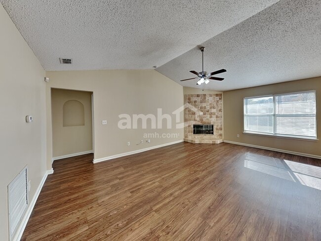 Photo - 3389 Westfield Dr