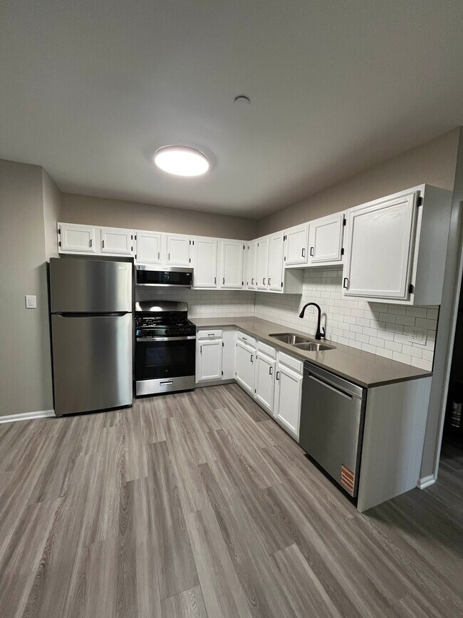 Photo - 333 S Jefferson St Unidad 1E