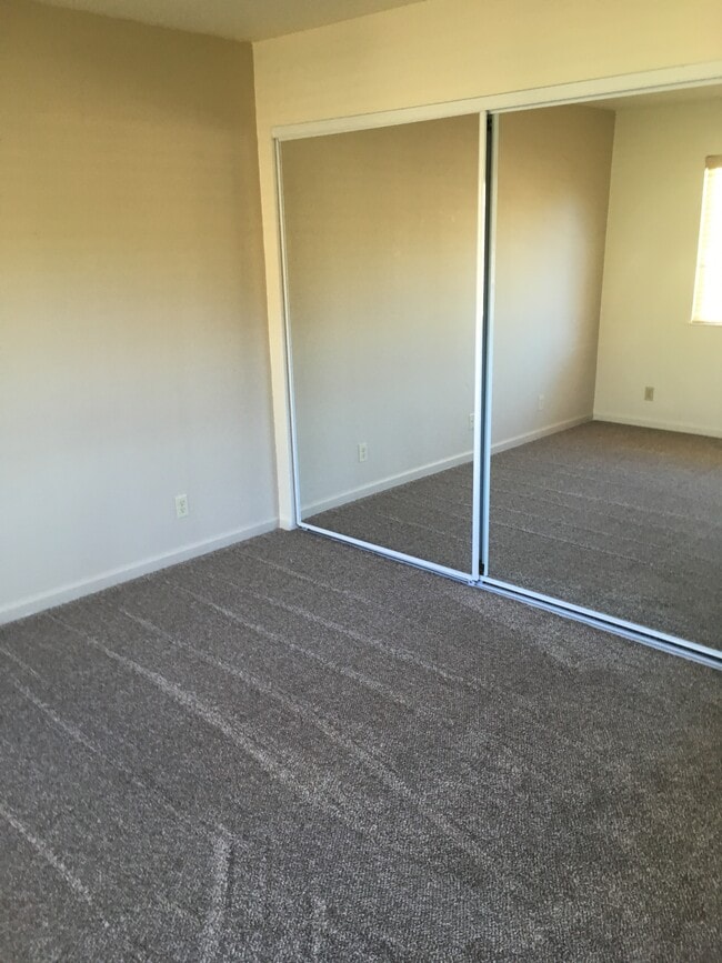 Photo - 1420 Slater Street