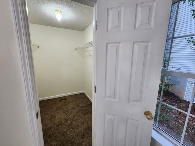 Photo - 1140 Towne Square Ln