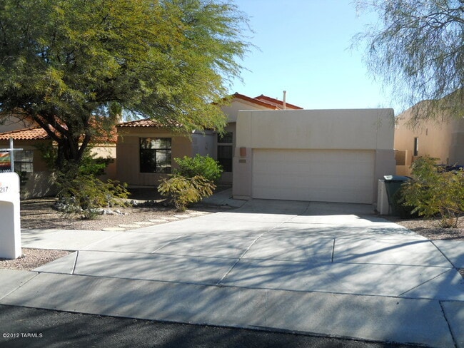 Building Photo - 3217 Flowering Cactus Ct