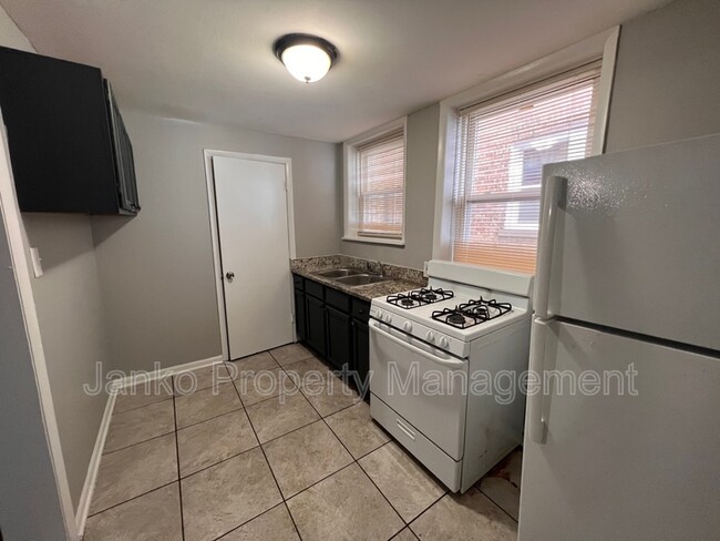 Photo - 8137 S Evans Ave Unit 2