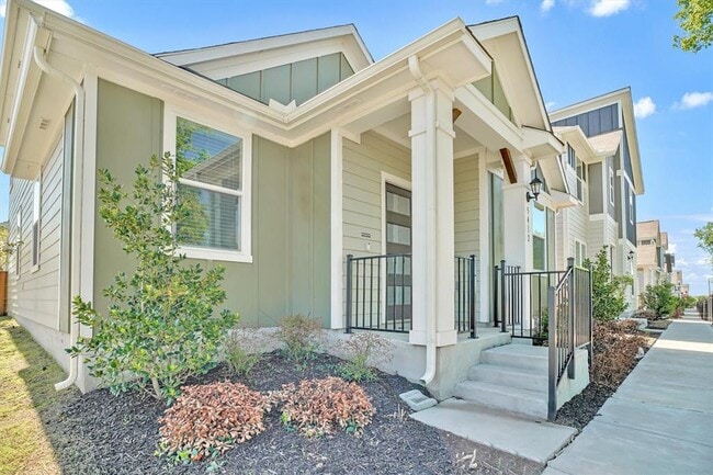 5412 Golden Canary Ln