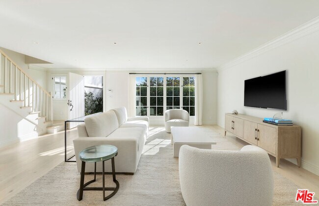 Photo - 9563 Charleville Blvd