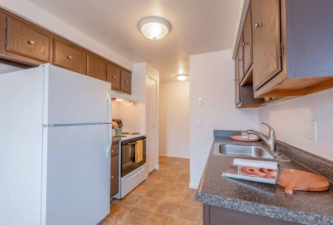 East Ridge Manor Apartment Homes