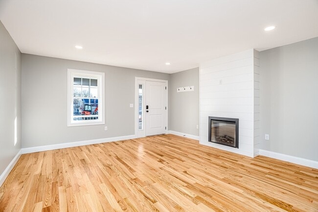 Photo - 33 Milton St