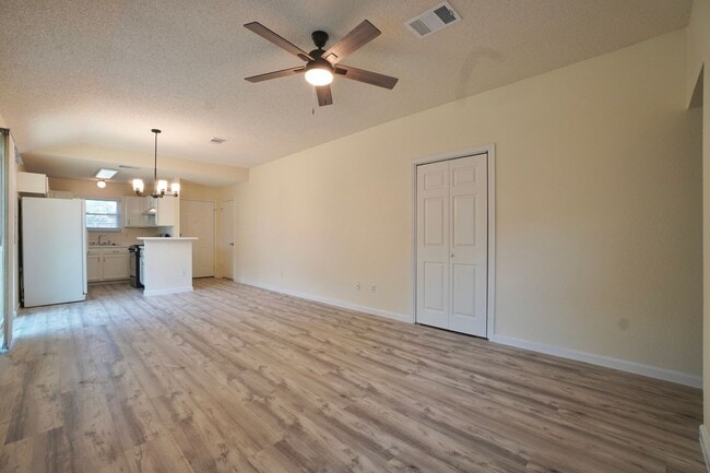 Photo - 13102 Staton Dr