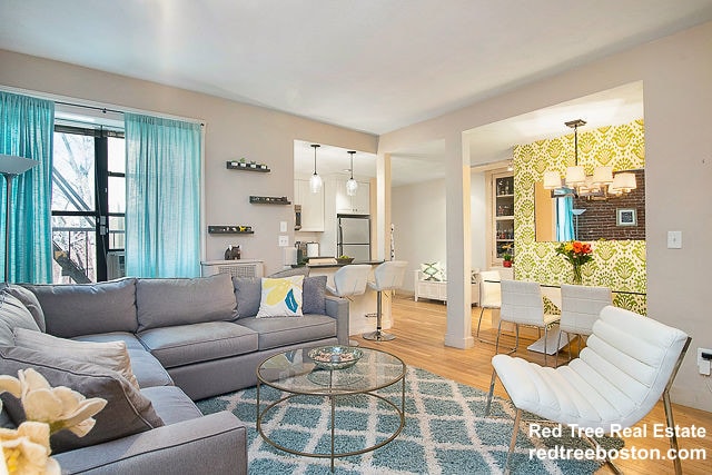 Photo - 1038 Beacon St Unit 204