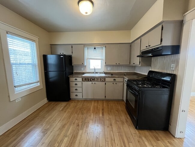 Photo - 713 N 5th St