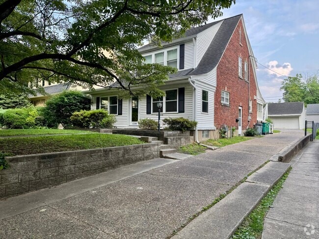 Building Photo - 1208 Audubon Pkwy Rental