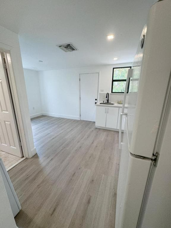 Photo - 445 SW 3rd St