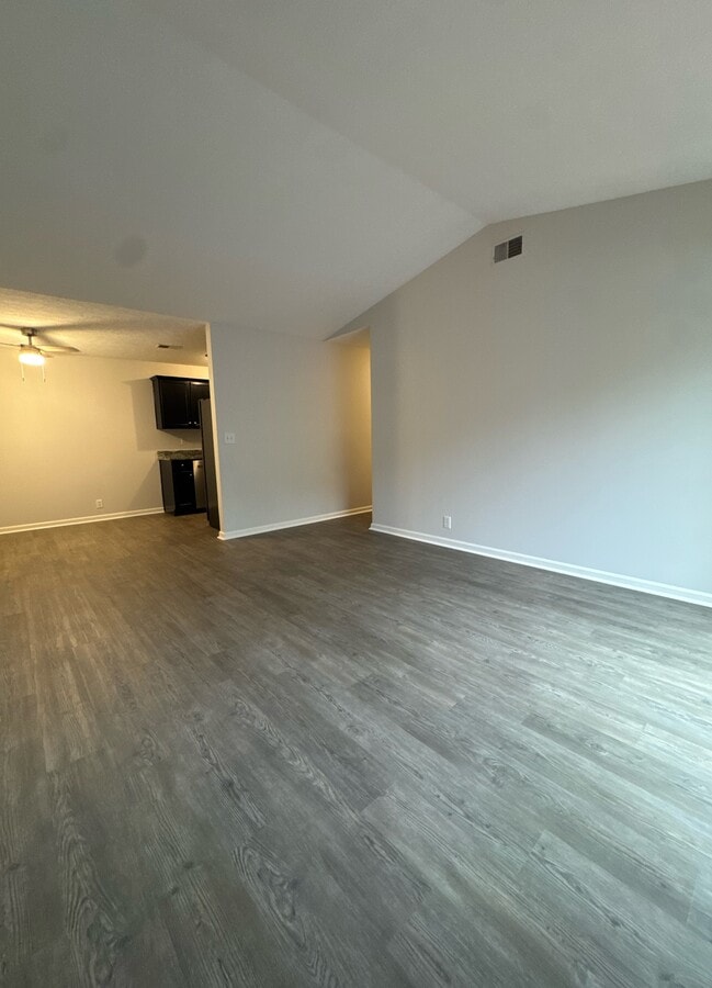 Woodfield - Woodfield Unidad 614