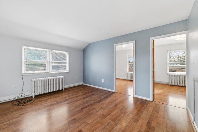 Photo - 2 Grandview St