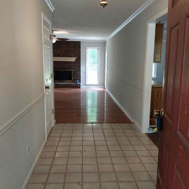 Photo - 502 Irongate Blvd