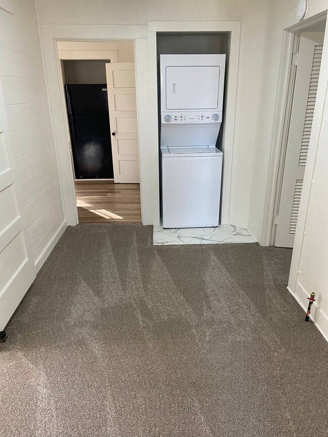 Photo - 112 S 9th St