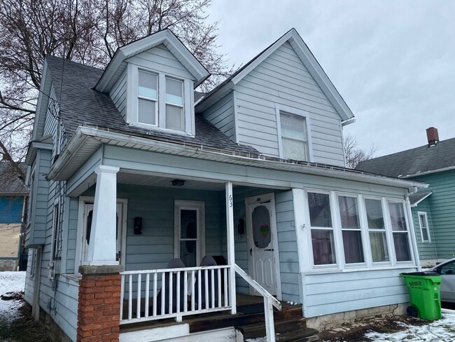 Building Photo - 63 Brown St Unit 63 Brown Street