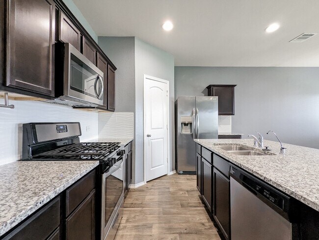 Photo - 14541 Montclair Way