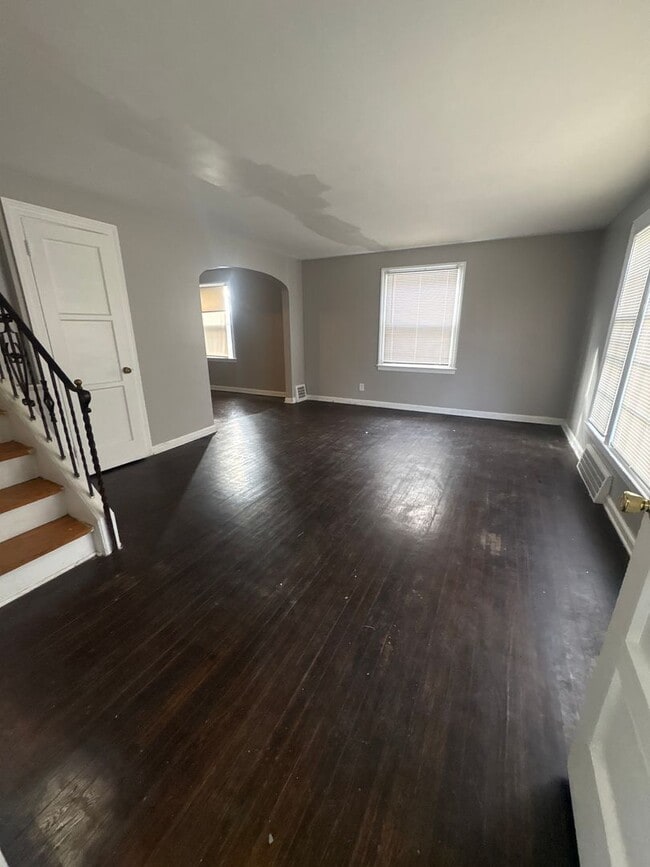 Photo - Okalona4070 Unit 2