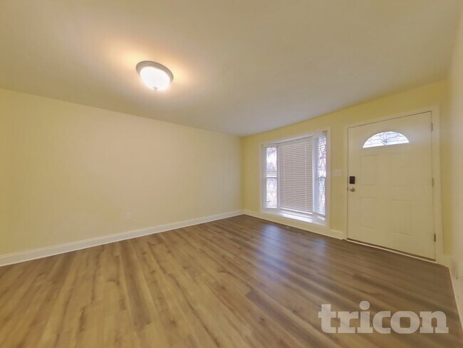 Photo - 3105 Bellbrook Ct