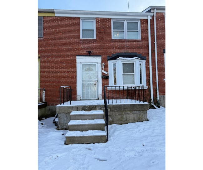 Building Photo - 1271 Limit Ave Unit BB W/Bath $850 Available