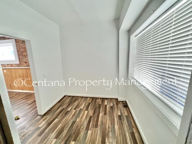 Photo - 2 bedroom on the main floor of a duplex on Main St!