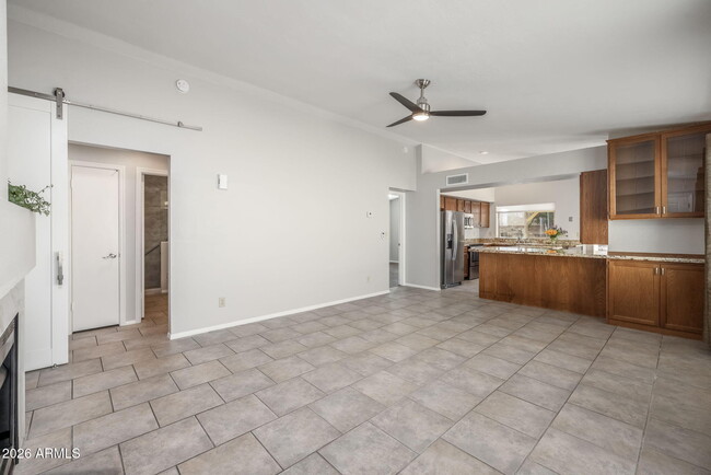 Photo - 9440 S 44th St