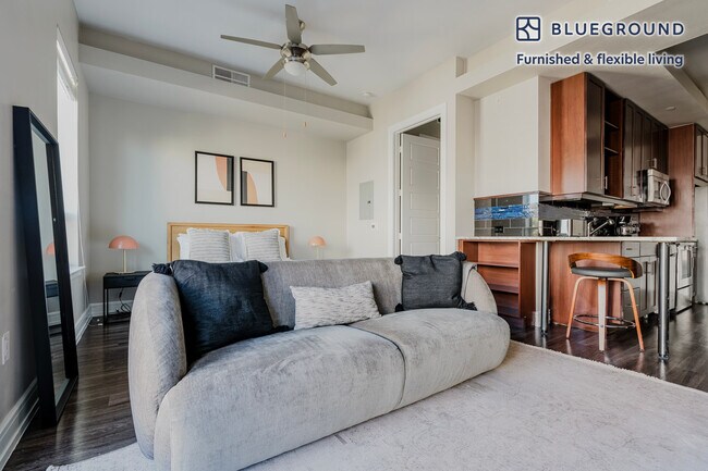 Photo - 3201 Esperanza Crossing Unidad FL2-ID297