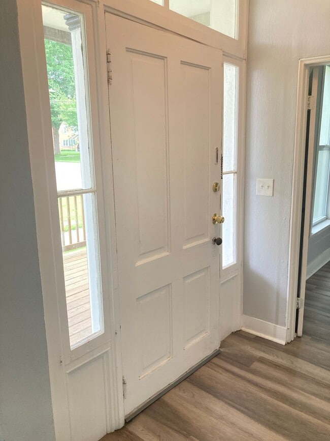 Building Photo - Agape Investments, LLC Unit 1