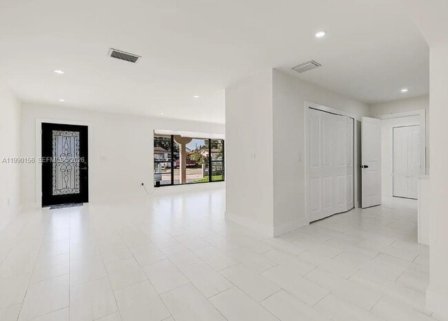 Photo - 865 W 72nd Pl
