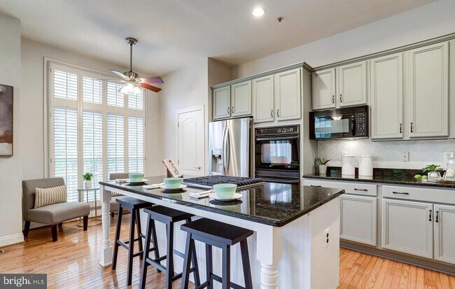 Photo - 1601 Colonial Hills Dr
