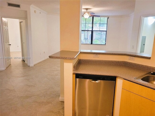 Photo - 1919 Van Buren St Unit 111A