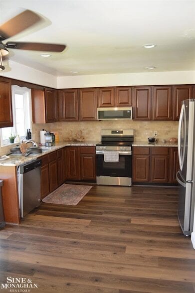 Photo - 744 Trombley Rd