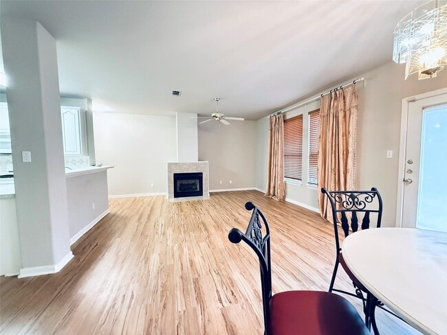 Photo - 2100 Pipers Field Dr Unidad 55