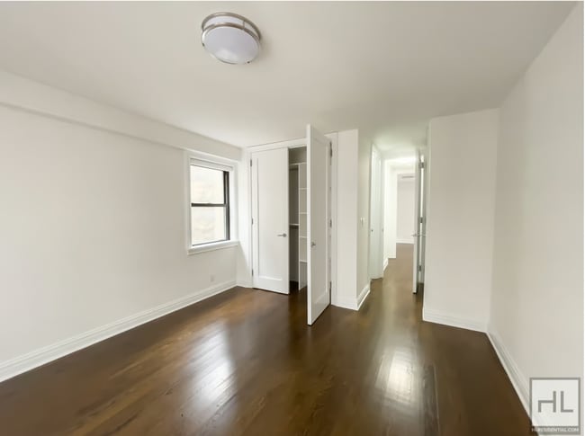 East 89th STREET