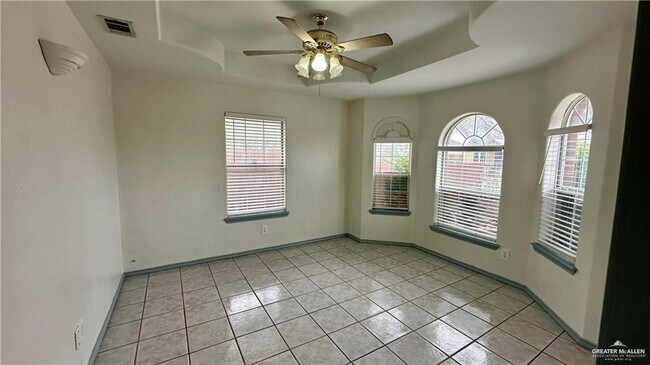 Photo - 15 Union Ave