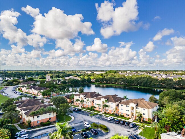 Photo - Lakewood at Emerald Hills