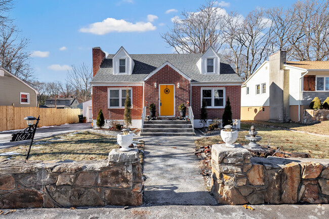 Building Photo - 1667 Chopsey Hill Rd Rental