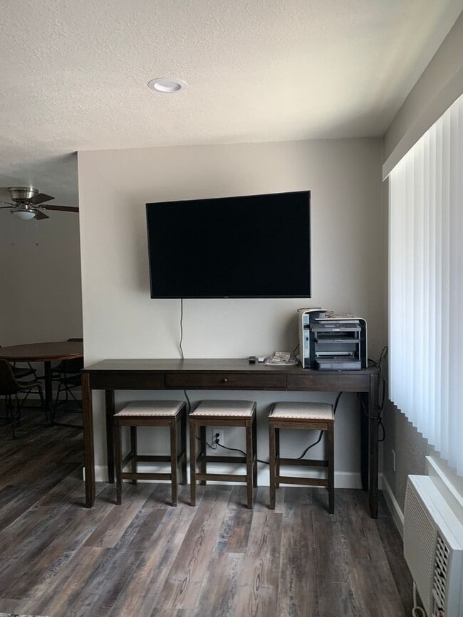 Photo - Sierra Apartments