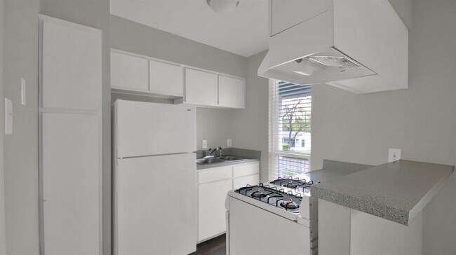 Photo - 4406 Avenue C Unit 205