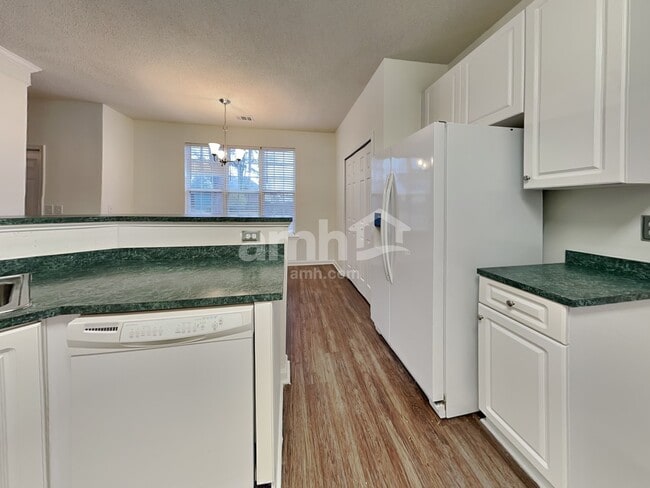 Photo - 145 Sandy Ln