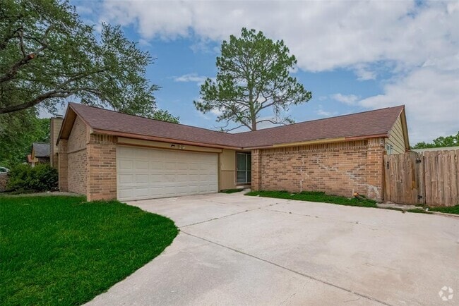 Building Photo - 16250 Rancho Blanco Dr Rental