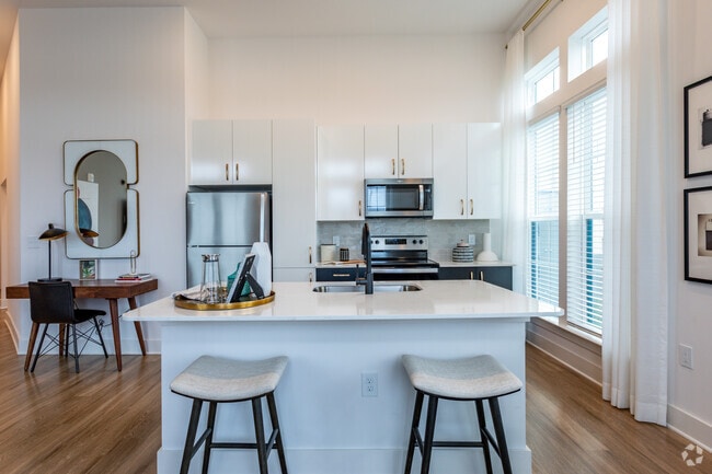 2BR, 2BA - 1,153 SF