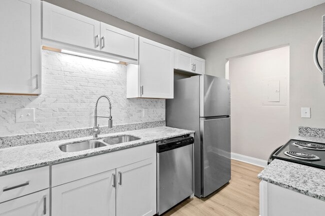 Photo - Skyland Pointe