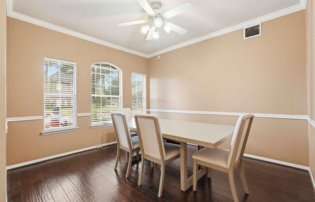 Photo - 7903 Palmer Pl Ln