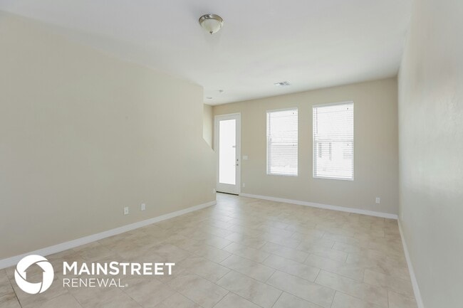 Photo - 2000 N 36th St